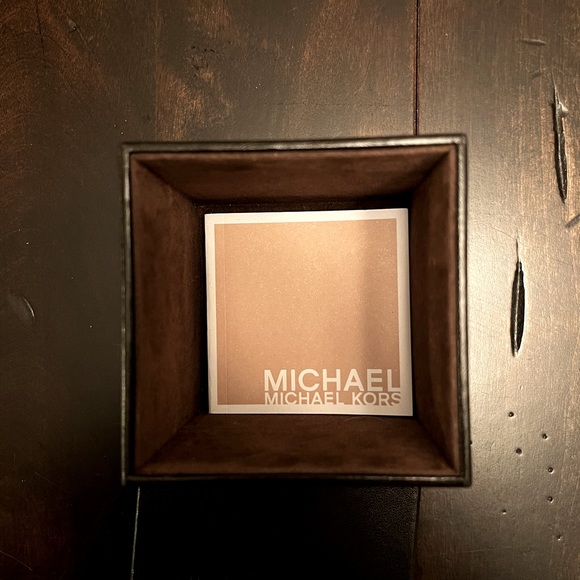 Michael Kors Oversized Camille Pavé Rose Gold-Tone Chronograph Stopwatch - Picture 7 of 8